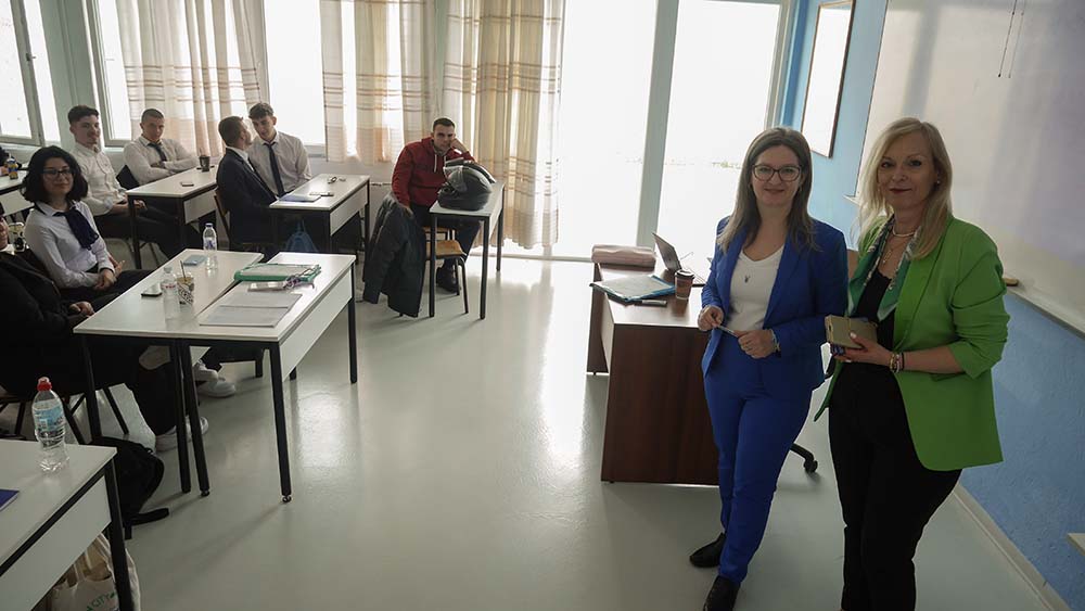 apthP1200214.jpg