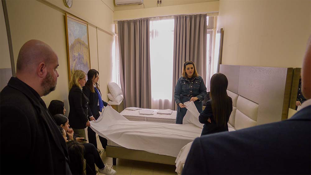 housekeeping_8_3e.jpg
